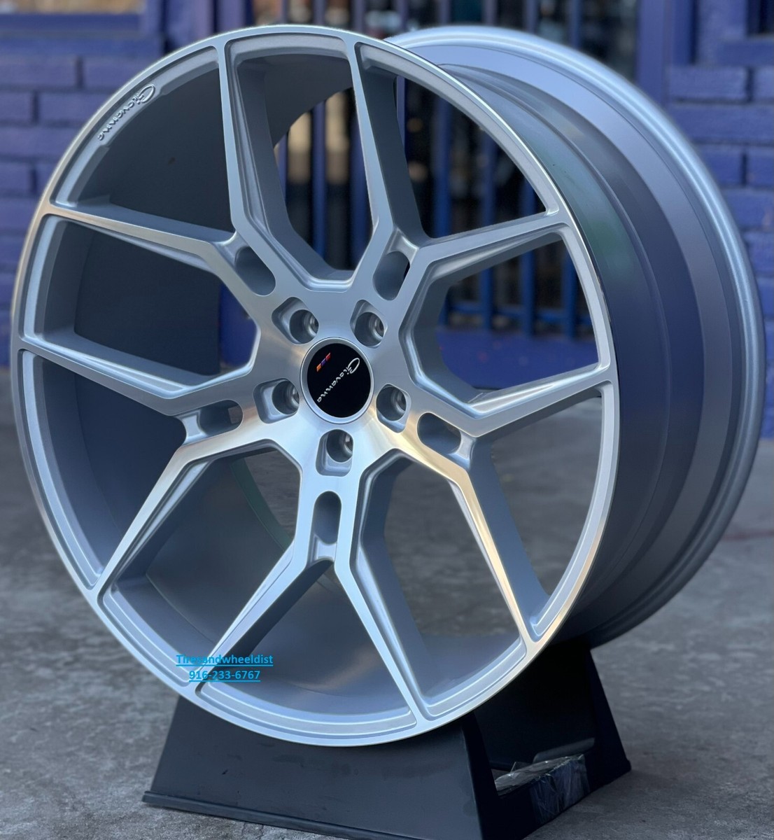 22'' inch Giovanna Haleb Mercedes S550 Bentley S63 Silver Machine