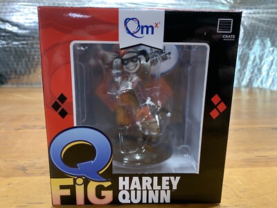 NIB Loot Crate Exclusive QMX Batman HARLEY QUINN QFIG Figure (New in Box) DC