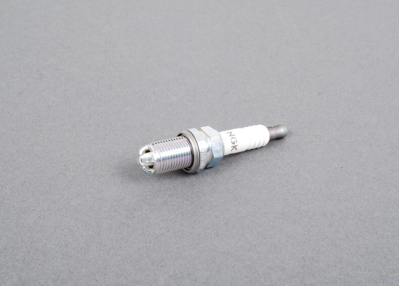 BMW Genuine Ignition Spark Plug High Power Replacement Fits E39 E52 12120037608