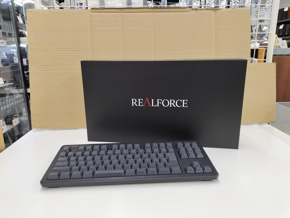 Topre REALFORCE R3HC11 Mechanical Keyboard Good Condition Topre REALFORCE R3HC11 Mechanical Keyboard Good Condition