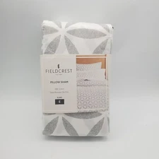 One FieldCrest Euro parchment White Gray Pillow Sham Square For 26” X 26” Pillow