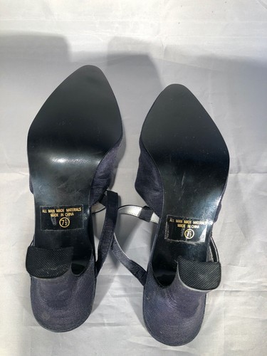 CLASSIFIED Navy Blue Silk Blend Fabric 3.5in Heel 7.5 Pump Buckle Women's NEW - Picture 5 of 6