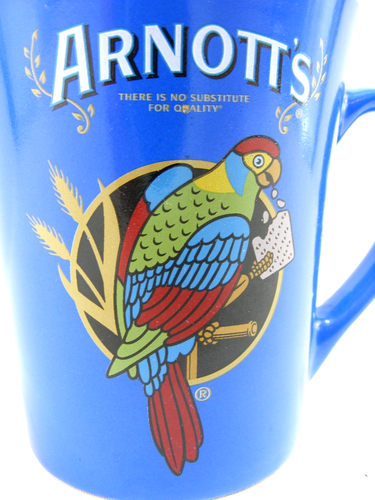 Vintage Arnotts Biscuits Coffee Mug Hard To Find Royal Blue Colour Parrot Logo - Bild 8 von 8