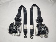 2011 - 2018 Volkswagen Jetta Drivers Passengers Front Seat Belts Oem Black