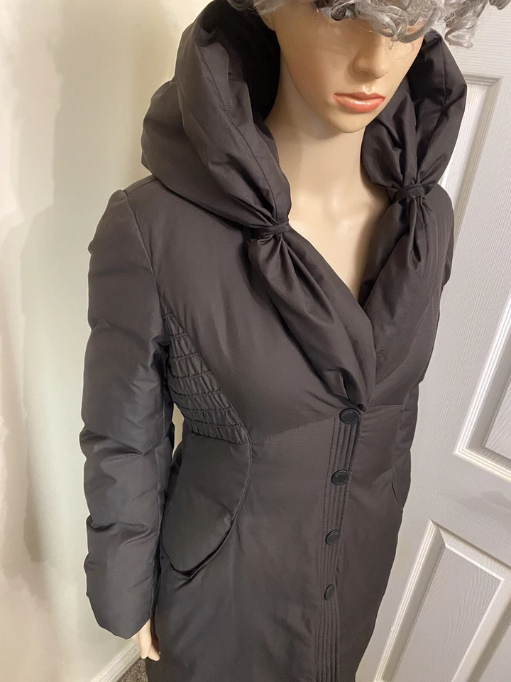 Abrigo con Capucha Acolchado Plumón de Ganso Armani Collezioni Talla 40 IT (8 Reino Unido) Foto 4 de 4