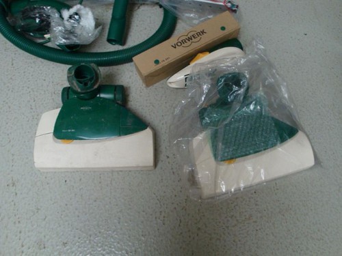 RS0119-111: Vorwerk Aspiradora Kobold 135 Con Muchos Accesorios Y Cepillo - Imagen 2 de 12
