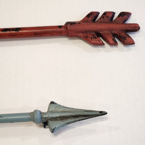 Iron Arrows Wall Art Décor Two Decorative Distressed Red Turquoise Metal - Picture 6 of 10