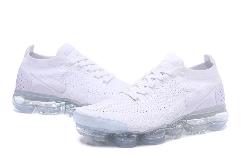 druiven steenkool Schande Nike Air Vapormax Flyknit 2 Men,s (White) Classic Training shoes | eBay