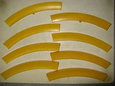 Aurora Vintage HO 1963 – 1969 8 Yellow 9” Speed Corners, Poor, Thunderjet