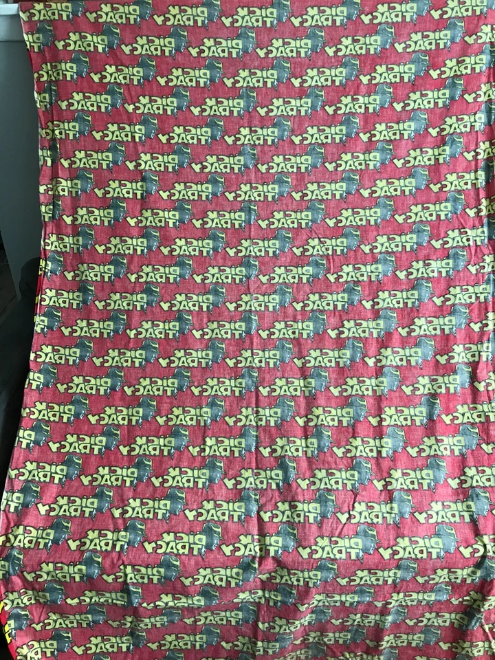 Vintage 90s Disney Dick Tracy Cotton Fabric 42x75 Sheet Pillowcase Red Authentic Foto 4 de 4