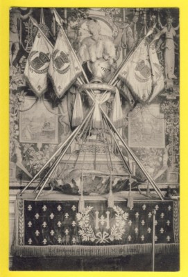 Old postcard FRANCE 64 - PAU Le CHÂTEAU CRÉCEAU Du ROI BASSINET of KING HENRY IV Flags