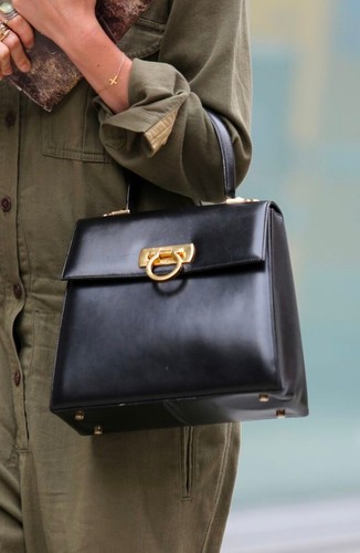 Original Vintage Salvatore Ferragamo Tasche Modell Gancini - Bild 18 von 18