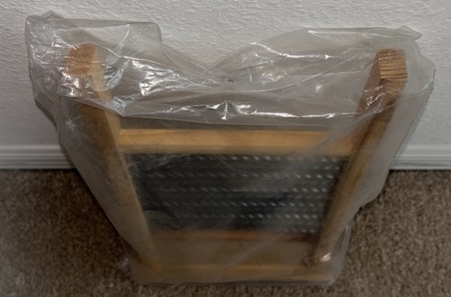 Small VINTAGE WOODEN WASHBOARD New in package 14in x 8in - Picture 11 of 15