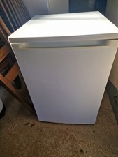 Under counter Currys Essentials simple White Fridge. Model: CUL-55-W12