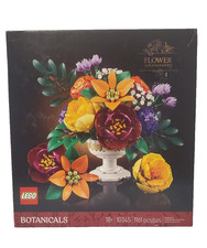 LEGO BOTANICALS FLOWER ARRANGEMENT 10345 BUIL...