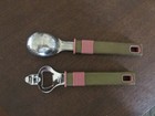 ICE CREAM SCOOP & BOTTLE CAN OPENER SET RETRO PINK & BROWN MADE IN HONG KONG — photo 2