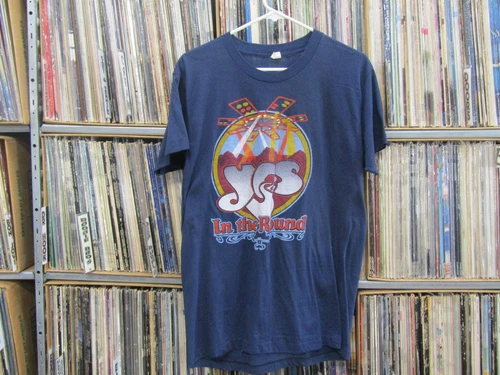 RARE VINTAGE YES IN THE ROUND CONCERT T-SHIRT SIZE XL 1970s vintage concert t-shirt, vintage, size XL, single stitch, B+ condition
