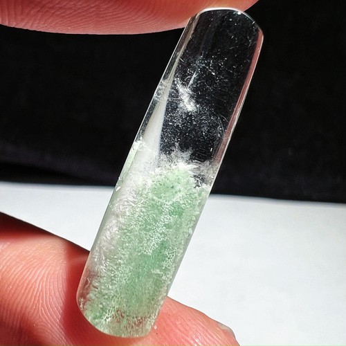 9.7ct Rare NATURAL Clear Green phantom Crystal Polished - Picture 4 of 11