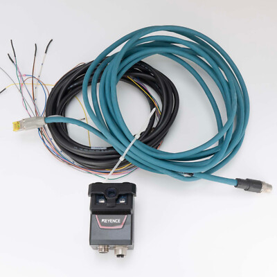 Keyence SR-752 Industria Ethernet 2D QR Code Reader with Cables Tested
