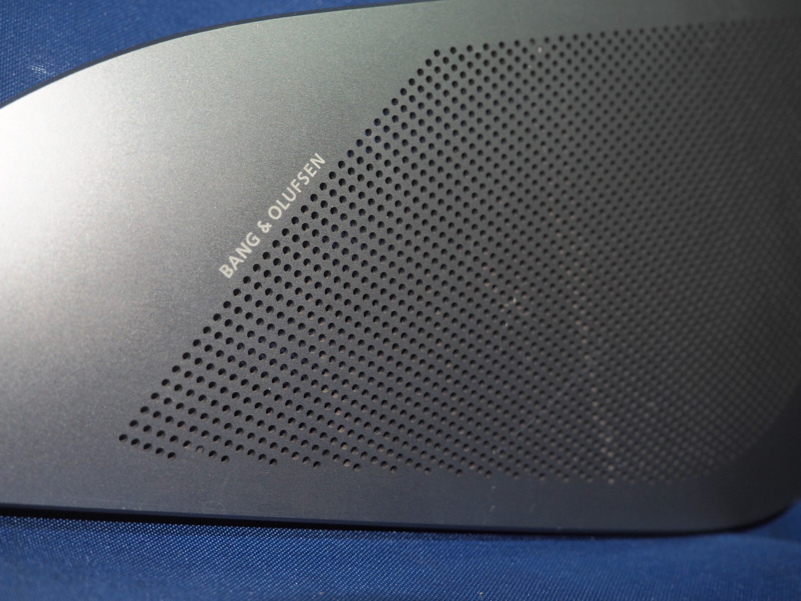2010-2020 Aston Martin Rapide Front Driver Left Side Door Speaker Cover *note*