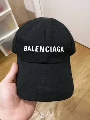 balenciaga hat original