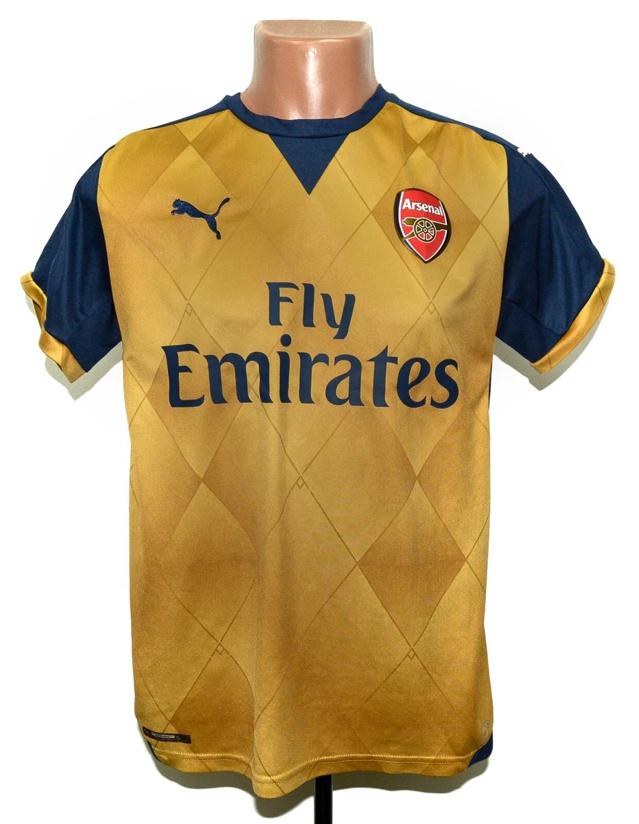 Arsenal sales away 2016