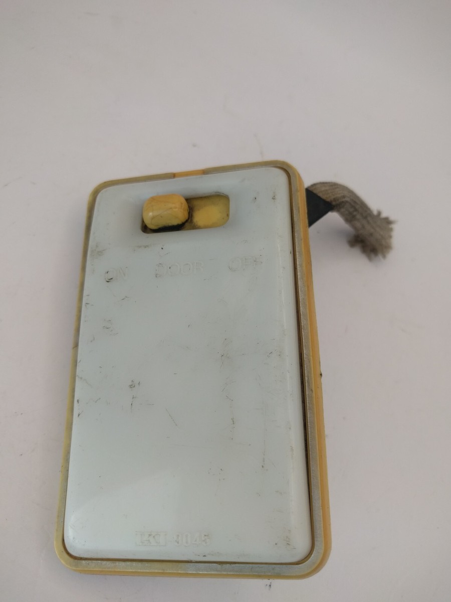 1984-1989 Nissan 300ZX Z31 Interior Overhead Dome Map Light Lamp