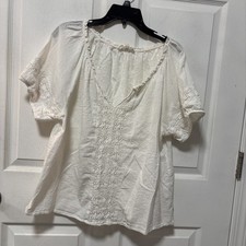 Ladies Lucky Brand Short Sleeve Peasant Style Top, White W/Crochet Details, Sz M