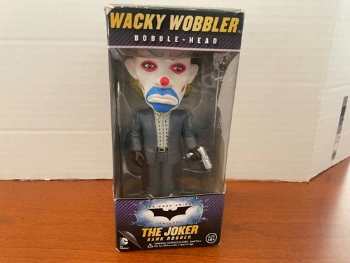 Funko DC The Dark Knight THE JOKER BANK ROBBER Wacky Wobbler Bobble-Head NIB