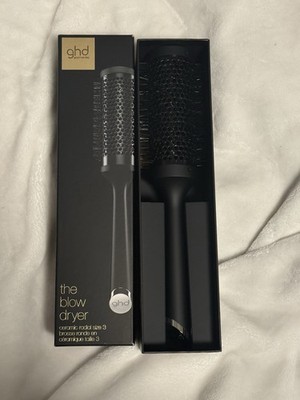 GHD The Blow Dryer Ceramic Vented Round Barrel Brush Size 2, Black