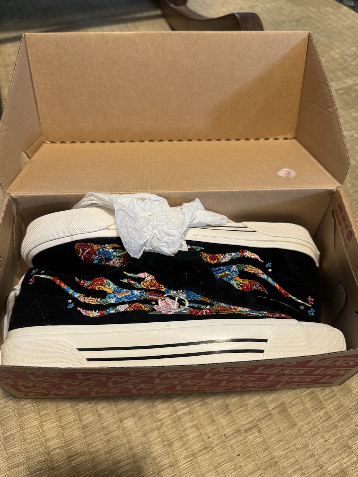 Vans Sid DX in the 'Anaheim Factory - Flower Flame Black image 6