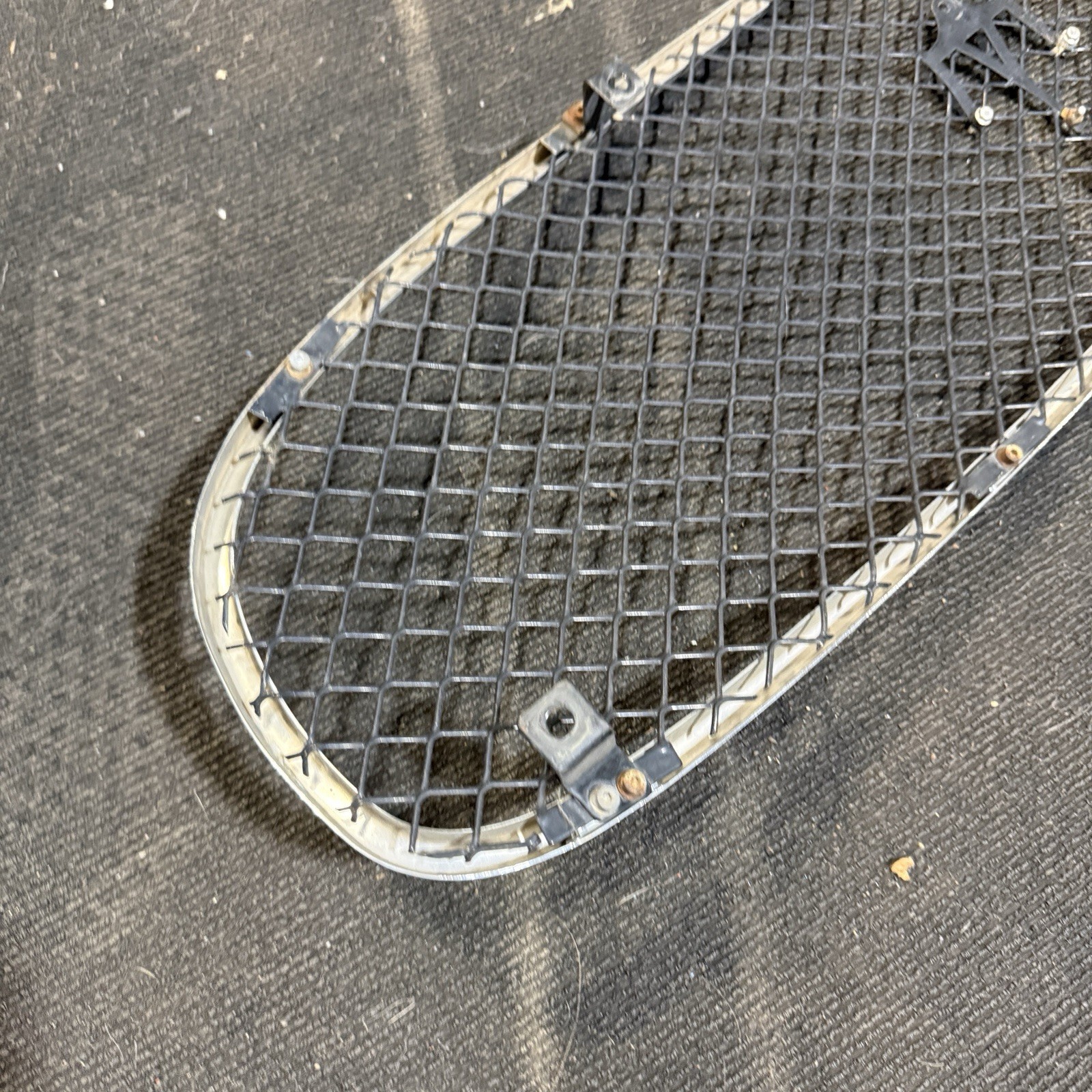05-08 Maserati Quattroporte Front Bumper Radiator Grille Mesh Sport M139