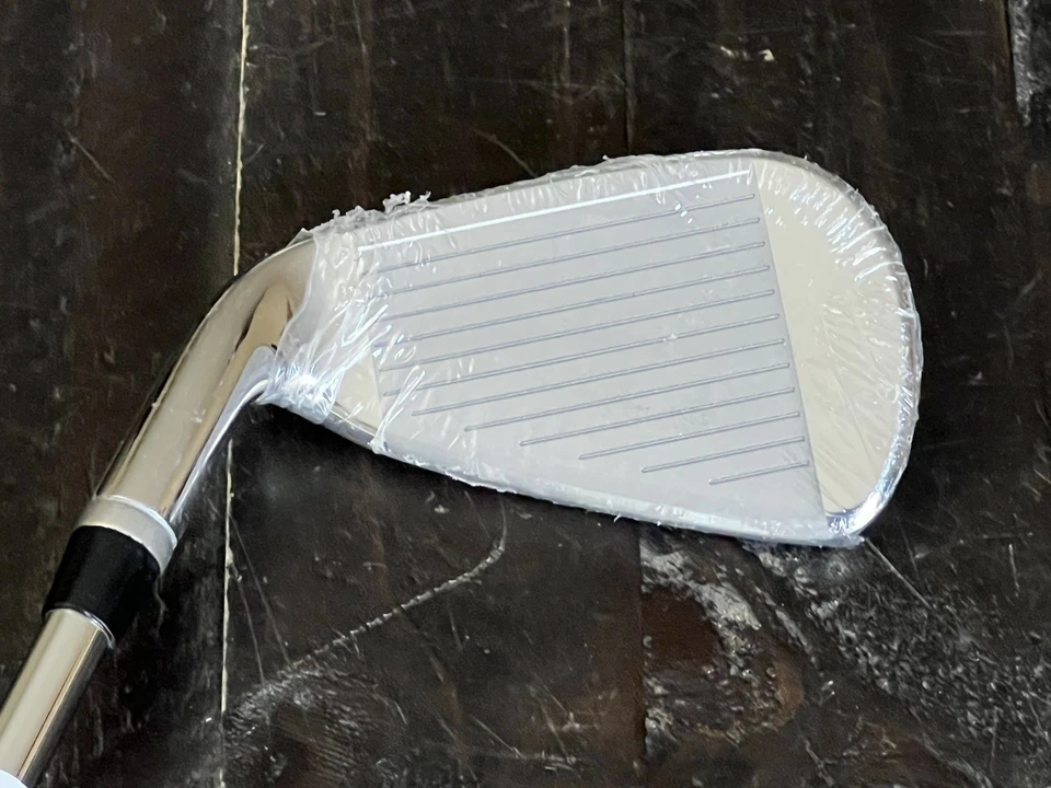 Cobra Bio Cell 7 Iron Demo Dynalite 85 Steel Stiff 37" Lamkin REL Standard Grip - Image 2 of 4