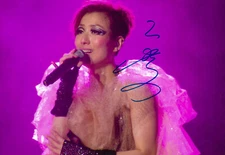 Sammi Cheng signed 8x12 inch photo autograph