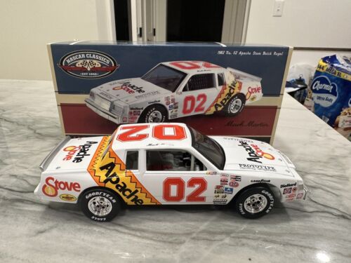 Mark Martin 1982 Apache Stove Buick Regal Nascar 1/24 Diecast Action Historical - Picture 3 of 6