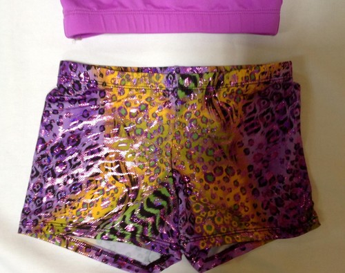 Body Wrappers Dance Cheer Tumbling Crop Top Shorts Set Lila Foliendruck XS - Bild 4 von 5