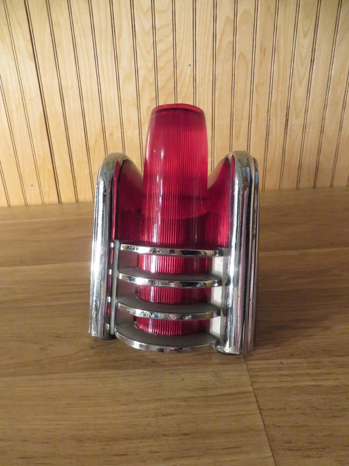 Ford Mercury Monterey 1958 luz trasera carcasa y lentes diestro MRST 58 POCOS-13440-B Foto 2 de 4