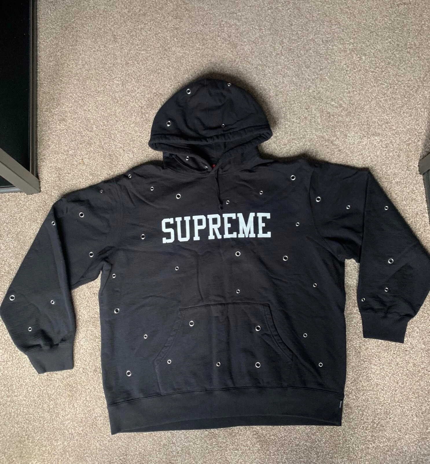 Sweat à capuche Supreme Eyelet noir à capuche XL