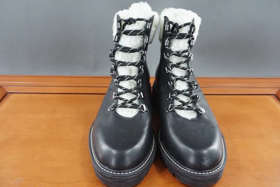 Bernardo Dash Shoe Womens 8 Black Leather Lace Up Faux Fur Trim Ankle Boots - Image 2 of 4