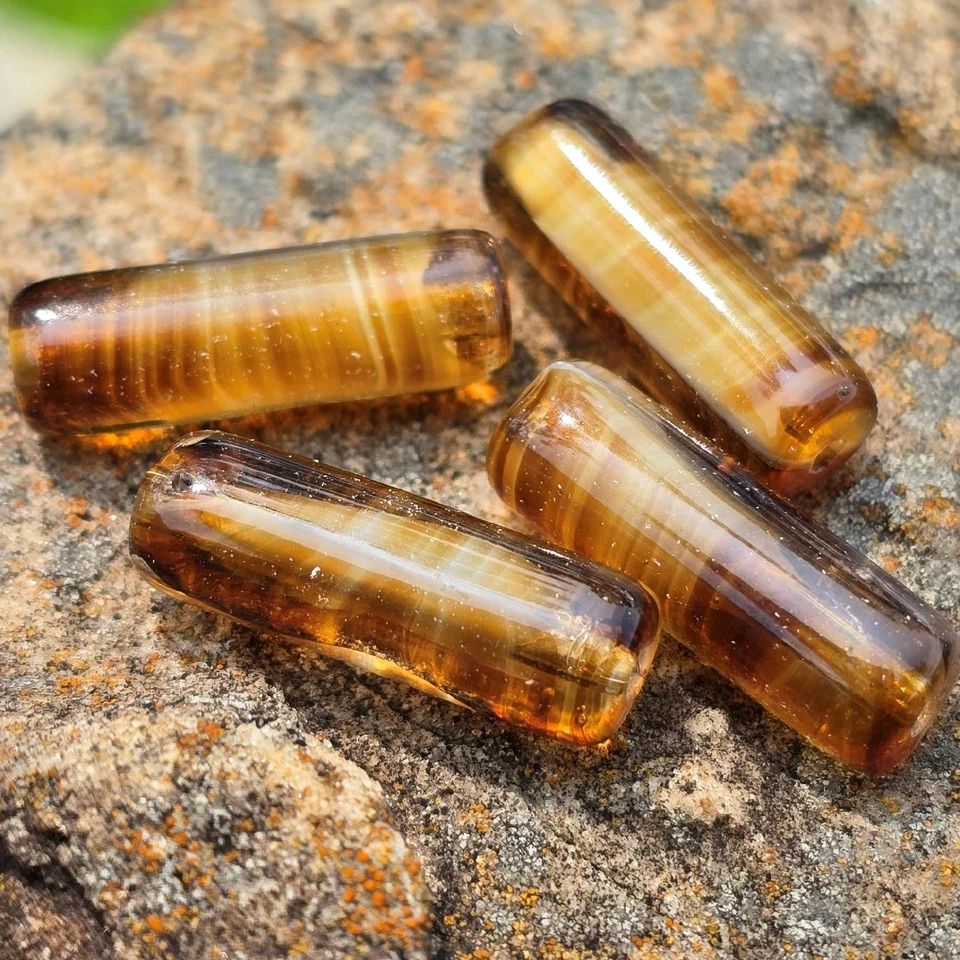 4 cuentas de vidrio alemanas antiguas vintage de los años 50 - cuentas de tubo de remolino de caramelo de 20 mm Foto 4 de 4