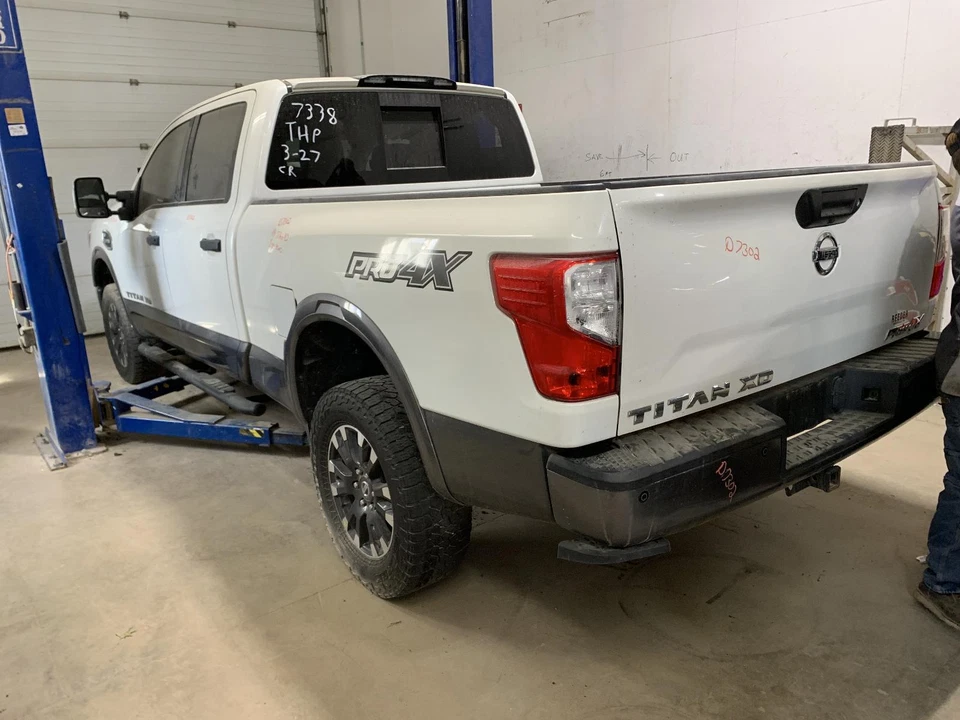 Used Speedometer Gauge fits: 2019 Nissan Titan xd cluster MPH 5.0L diesel w/navi - Imagem 3 de 4