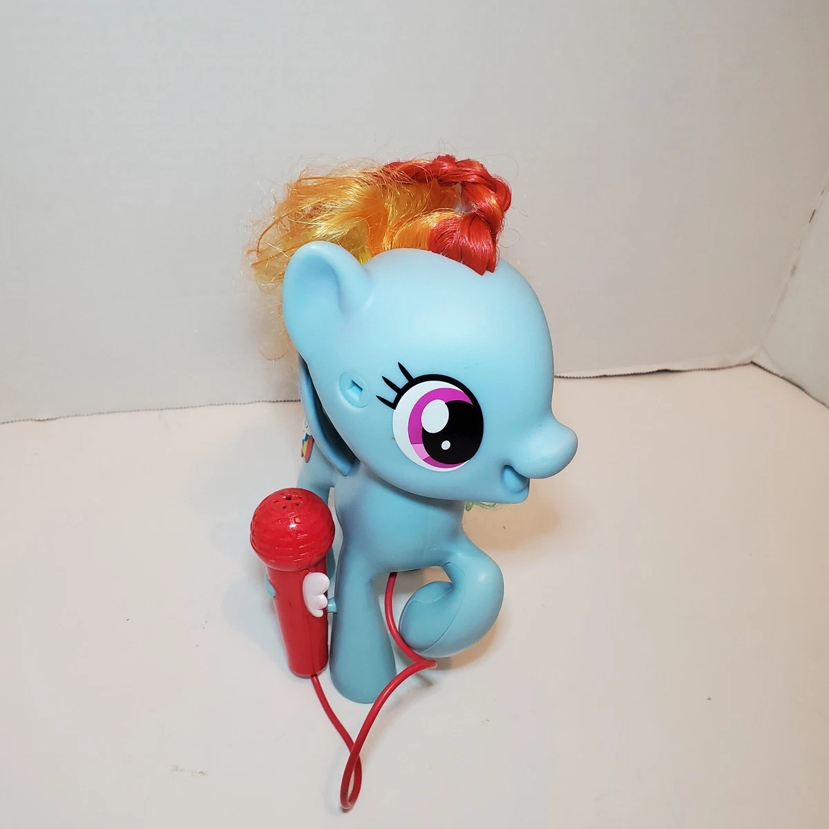 Rainbow dash sing along deals toy