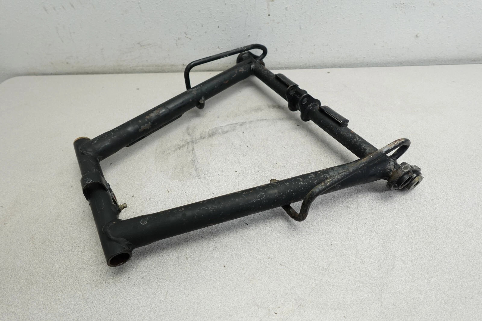 2004-2005 Ski-Doo OEM Front Swing Arm Suspension Summit Adrenaline