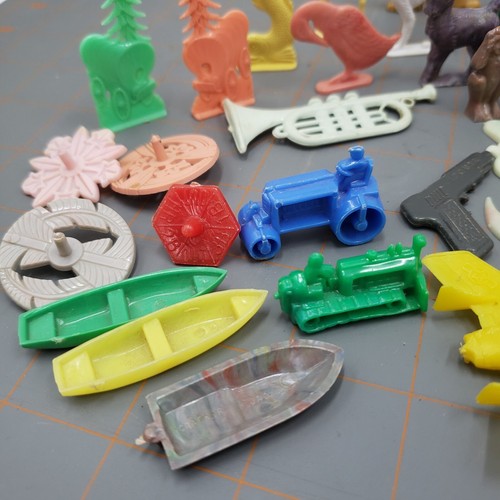 Wide Variety Vintage Cracker Jack Prizes Vending Machine Toys ~ Lot of 112 Pcs - Picture 13 of 16