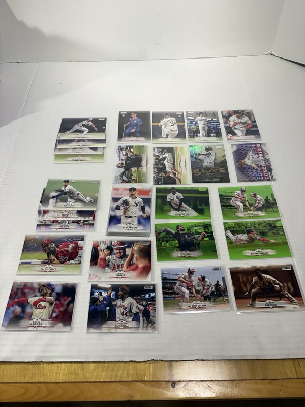 2025 Topps Stadium Club Opened And Sleeved Blaster Box NM-MT