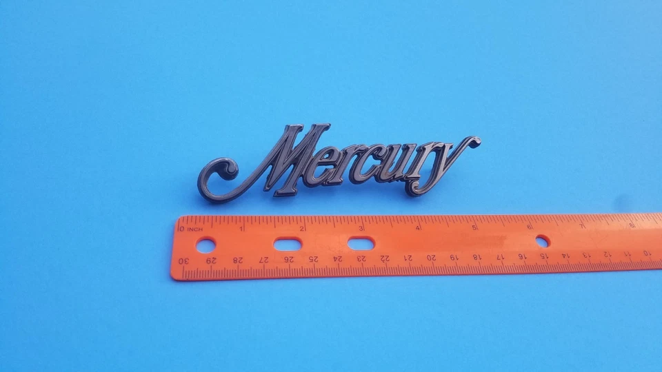 75 76 77 78 79 MERCURIO PUMA MONARCA EMBLEMA FRONTAL LOGOTIPO INSIGNIA SÍMBOLO FABRICANTE DE EQUIPOS ORIGINALES A20 Foto 2 de 4