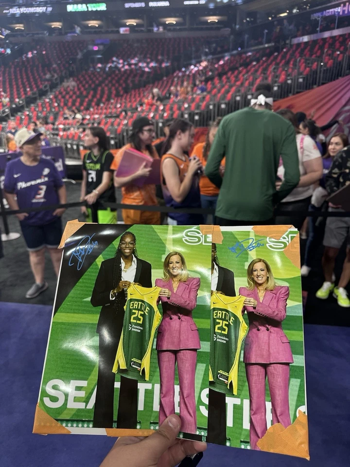 Dominique Malonga Signed 8x10 Photo Authentic Auto Seattle Storm WNBA QTY PROOF - Image 3 of 4