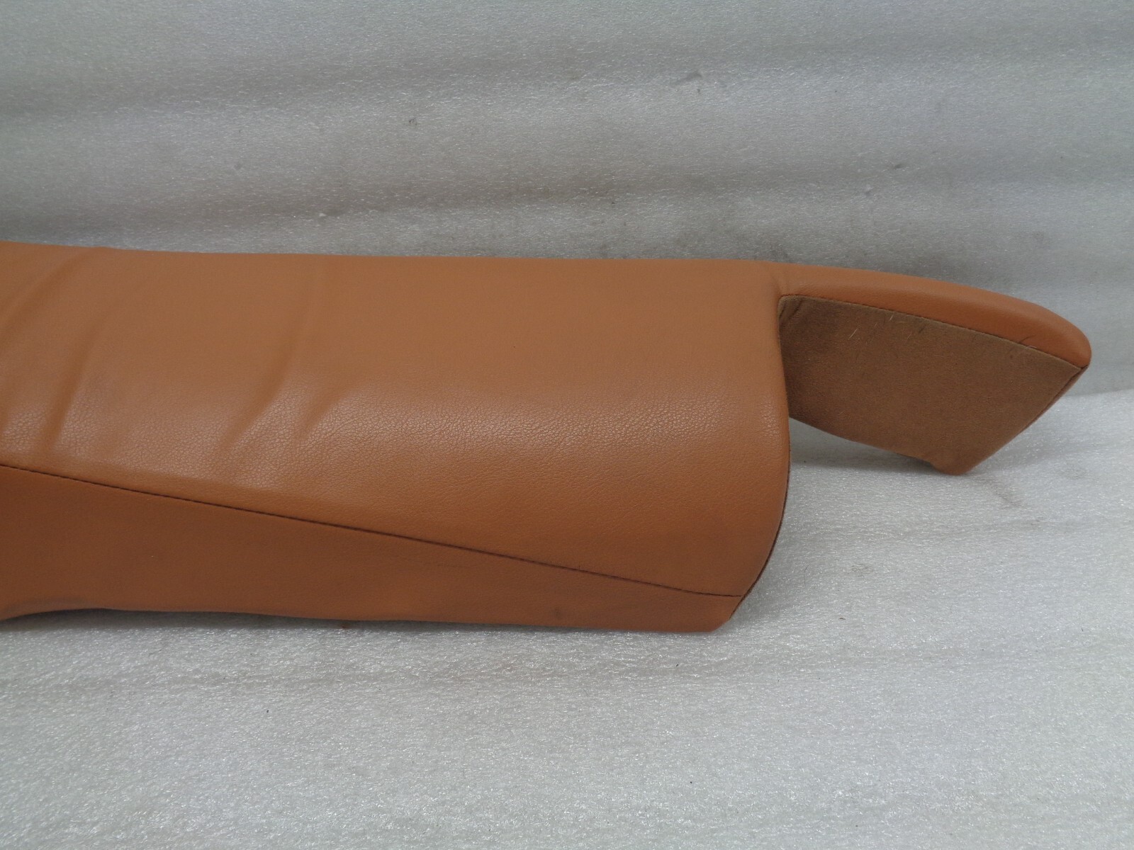 04-08 Maserati Quattroporte Rear Left Seat Bolster Cushion Trim OEM AK2210102
