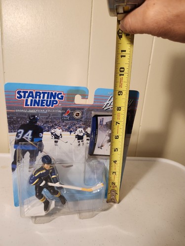 St Louis Blues Large Pullover & Hockey HOF Chris Pronger Hasbro Figure Preowned - Picture 9 of 15
