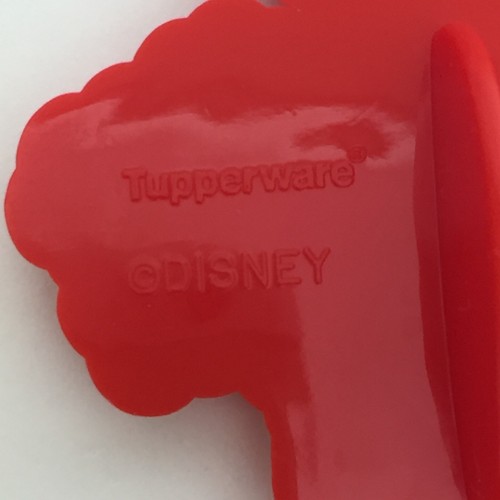 4 Disney Tupperware Plastic Cookie Cutters Mickey Minnie Donald Daisy NEW - Picture 5 of 12